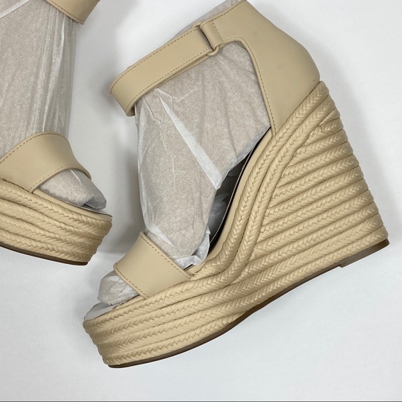 Kendall + Kylie Platform Wedge Strappy San… - Picture 3 of 8